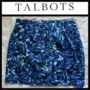 NWOT T by Talbots Blue Abstract Everyday Skort